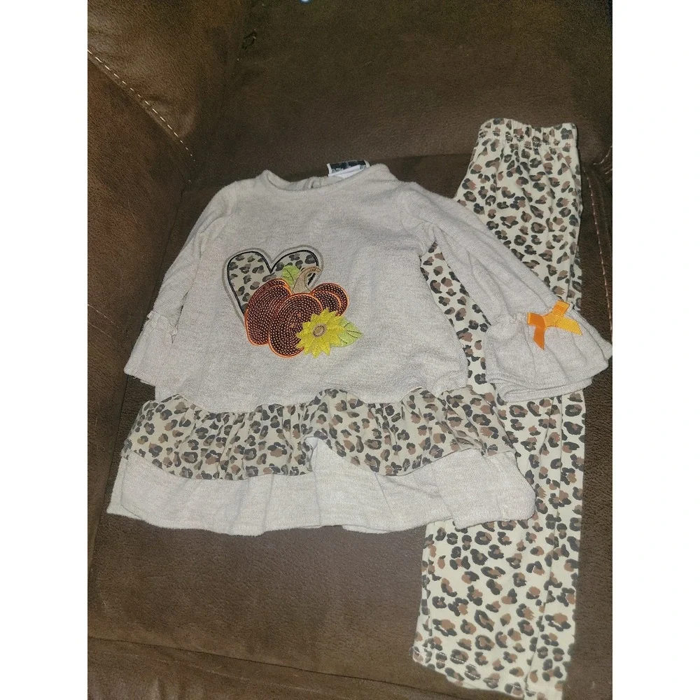 Rare editions fall autumn Halloween heart pumpkin outfit size 4t